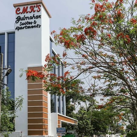 Treebo Trend Cmks Gulmohar Suites Kochi Eksteriør bilde