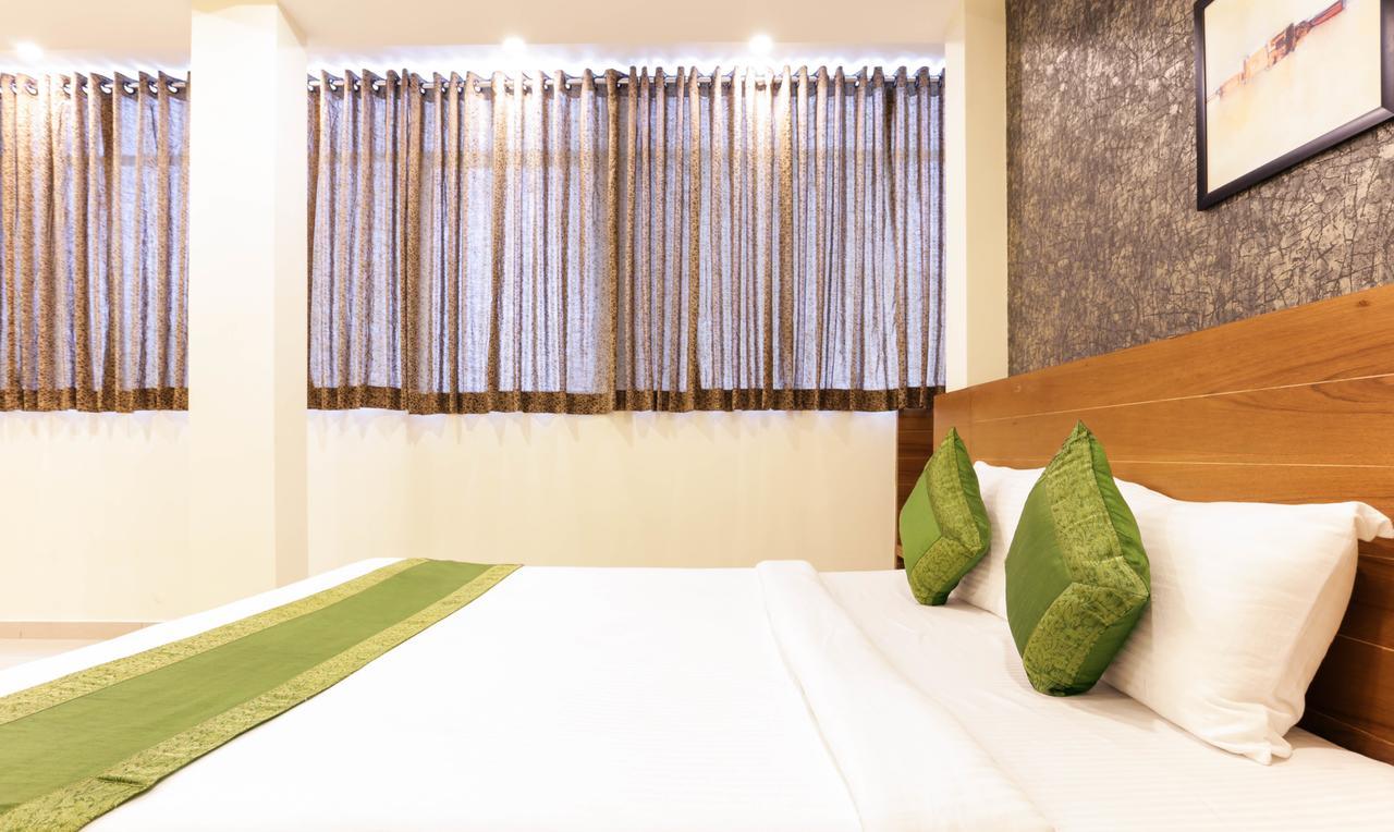 Treebo Trend Cmks Gulmohar Suites Kochi Eksteriør bilde