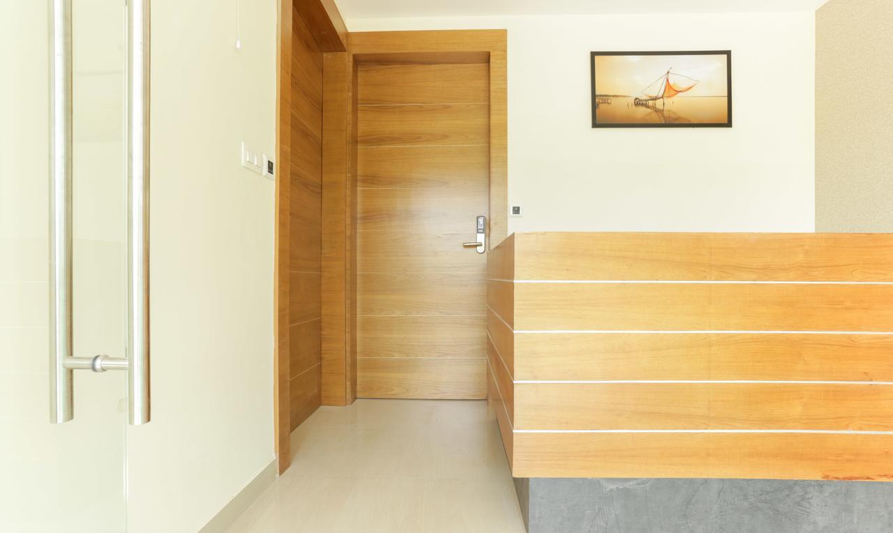 Treebo Trend Cmks Gulmohar Suites Kochi Eksteriør bilde