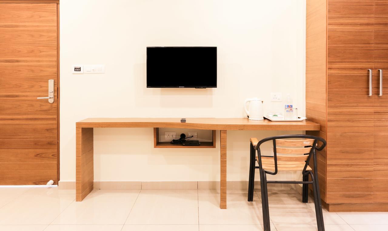 Treebo Trend Cmks Gulmohar Suites Kochi Eksteriør bilde